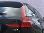 Volvo V60 2.0 T6 Plug-in hybrid AWD Ultra Dark |SOH 100%| 360° camera | Adaptieve cruise control | Blis | Stand kachel | Google | Verwarmde voorstoelen | achterbank verwarming | Harman Kardon Audio | Elektrische bedienbaar panorama dak |