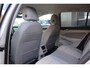 Volkswagen Golf 1.5 eTSI R-Line Business+, Stoel & Stuurverwarmd, IQ.LIGHT, Camera, Navi