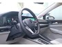 Volkswagen Golf 1.5 eTSI R-Line Business+, Stoel & Stuurverwarmd, IQ.LIGHT, Camera, Navi