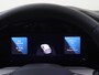 Volkswagen Golf 1.0 TSI Life | Achteruitrijcamera | Adaptieve cruise control | Navigatie | 3-zone airco | CarPlay | Dodehoek detectie | Draadloze telefoonlader |
