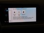 Volkswagen Golf 1.0 TSI Life | Achteruitrijcamera | Adaptieve cruise control | Navigatie | 3-zone airco | CarPlay | Dodehoek detectie | Draadloze telefoonlader |