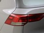 Volkswagen Golf 1.0 TSI Life | Achteruitrijcamera | Adaptieve cruise control | Navigatie | 3-zone airco | CarPlay | Dodehoek detectie | Draadloze telefoonlader |