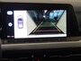 Volkswagen Golf 1.0 TSI Life | Achteruitrijcamera | Adaptieve cruise control | Navigatie | 3-zone airco | CarPlay | Dodehoek detectie | Draadloze telefoonlader |