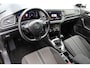 Volkswagen T-Roc 1.0 TSI Style | Incl. 12 maanden Garantie | Adaptive cruise controle | Navigatie | Draadloze telefoonlader | Climate controle | Apple CarPlay/Android Auto | Elektrische kofferbakklep | Parkeersensoren V+A | Virtual cockpit | Origineel NL Auto | NAP |