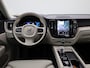 Volvo XC60 T6 PHEV 4x4 Plus Bright Aut. | Apple Carplay / Android Auto | Panoramadak | Stoelverwarming | Stuurverwarming | Achteruitrijcamera |