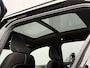 Volvo XC40 B3 AUT7 163PK Ultimate Dark Black Edition | Panoramadak | Harman Kardon audio | 20” Lichtmetalen velgen | Getint glas | Verwarmbare voorstoelen & stuurwiel | Trekhaak semi elektrisch inklapbaar | Verwarmbare Voorruit | Adaptieve Cruise Control | BLIS Dodehoekdetectie
