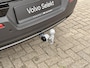 Volvo XC40 B3 AUT7 163PK Ultimate Dark Black Edition | Panoramadak | Harman Kardon audio | 20” Lichtmetalen velgen | Getint glas | Verwarmbare voorstoelen & stuurwiel | Trekhaak semi elektrisch inklapbaar | Verwarmbare Voorruit | Adaptieve Cruise Control | BLIS Dodehoekdetectie