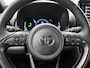 Toyota Yaris Cross 1.5 Hybrid 130 Dynamic Comfort Pack | BTW Voertuig | Dodehoekdetectie | Stoel + stuurverwarming | Parkeersensoren Voor + Achter | Cruise Control Adaptive | Climate Control | Apple CarPlay/Android auto | Draadloze telefoonlader