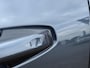 Volvo V60 2.0 T6 Plug-in hybrid AWD Ultra Dark | Sportstoelen| SOH 100%| Schuif-/Kantel dak | Full-LED | Adaptieve Cruise Control | Head-Up Display | Stoelverwarming Voor en Achter | 19" | Getint Glas | Harman Kardon Audio | BLIS |