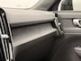 Volvo XC40 Recharge 231PK 70 kWh Core | Stoel- & Stuurwielverwarming | Trekhaak semi elektrisch inklapbaar | Cruise Control | Park Assist voor & achter met camera | Google Maps & Infotainment | Draadloze telefoonoplader | Apple CarPlay |