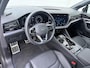 Volkswagen Touareg 3.0 TSi eHybrid 4MOTION R | Pano dak | Trekhaak | Camera | Side Assist | ACC | Luchtvering | Leder | Stuur-/Stoelverwarming | Matrix LED | 22" |