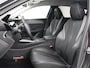 Peugeot 308 1.6 HYbrid 180 Allure Pack Business | SOH 93,8% | Trekhaak | Adaptive cruise | Half leder | Camera | Carplay | Navigatie | Keyless | Full LED | Parkeerhulp | Climate control | PHEV | Plug In