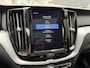 Volvo XC60 2.0 T8 Twin Engine AWD Momentum Pro | 360 Camera | IntelliSafe Surround & Assist | Styling kit