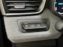 Renault Clio 145PK E-Tech Full Hybrid Techno Automaat | Digital Cockpit | 9,3" Navi | Climate Control | Apple CarPlay/Android Auto | Camera | Cruise Control | Armsteun | Lichtmetalen Velgen Hoogglans Zwart |