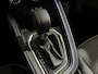 Renault Clio 145PK E-Tech Full Hybrid Techno Automaat | Digital Cockpit | 9,3" Navi | Climate Control | Apple CarPlay/Android Auto | Camera | Cruise Control | Armsteun | Lichtmetalen Velgen Hoogglans Zwart |