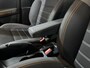 Dacia Sandero 90PK TCe Comfort | 1e eigenaar | Parkeersensoren | Climate Control | Apple CarPlay/Android Auto | Licht & Regen Sensor | Armsteun |