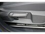 Ford Capri Premium Extended Range RWD 77 kWh. Fabrieksgarantie t/m 05-06-2029 ! Autm. airco, warmtepomp, side assist, adapt. cruise cntrl, camera v+a, stoel- en stuurwiel verw., lederen int., metallic lak, elektr. achterklep, navigatie, telefoonvoorb. etc