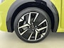 Peugeot e-208 GT 51 kWh 156pk | Alcantara luxe stoelen | Warmtepomp | Navigatie | Stoelverwarming | Camera achter | Apple Carplay en Android auto