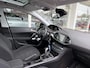 Peugeot 308 1.2T 110pk Blue Lease Executive | Dealeronderhouden | Panoramadak | Trekhaak | Climate Control | Parkeersensoren | Nette auto
