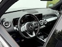 Mercedes-Benz GLB 200 Business Solution AMG | Trekhaak | Ambient Light | MBUX | 19 inch