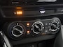 Mazda 2 1.5 Skyactiv-G Comfort | Trekhaak | CarPlay | Parkeersensoren | Stoelverwarming | Cruise Control
