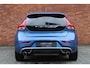 Volvo V40 T4 Business Sport | Luxury Line | Panoramadak | Lederen Bekleding | Verwarmbare Voorstoelen | Parkeercamera | Standkachel | 17'' Lichtmetalen Velgen | Cruise Control | Navigatie | Bluetooth Telefonie & Multimedia