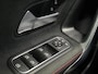 Mercedes-Benz A-klasse 180 AMG Pano Keyless Sfeerv LED Camera