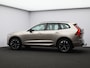 Volvo XC60 T6 AWD Plug-in hybrid Ultra Dark / Trekhaak / Luchtvering / Panoramadak / Head-Up Display / Harman Kardon / 360 Camera / Stoel+Stuurverwarming / BLIS /