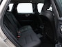 Volvo XC60 T6 AWD Plug-in hybrid Ultra Dark / Trekhaak / Luchtvering / Panoramadak / Head-Up Display / Harman Kardon / 360 Camera / Stoel+Stuurverwarming / BLIS /
