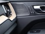 Volvo XC60 T6 AWD Plug-in hybrid Ultra Dark / Trekhaak / Luchtvering / Panoramadak / Head-Up Display / Harman Kardon / 360 Camera / Stoel+Stuurverwarming / BLIS /