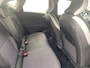 Renault Captur 1.6 E-Tech Hybrid 145 Intens Apple Carplay/Android Auto , electronic climate controle , Camera , cruise , tel , lm velgen , parkeersensoren , navi groot scherm .