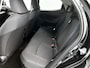 Toyota Yaris 1.5 Hybrid 115 Dynamic Comfort Pack | BTW Voertuig | Dodehoekdetectie | Stoel+stuurverwarming | Parkeersensoren Voor+Achter | Draadloze telefoonlader | Cruise Control Adaptive | Apple CarPlay/Android Auto |