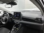 Toyota Yaris 1.5 Hybrid 115 Dynamic Comfort Pack | BTW Voertuig | Dodehoekdetectie | Stoel+stuurverwarming | Parkeersensoren Voor+Achter | Draadloze telefoonlader | Cruise Control Adaptive | Apple CarPlay/Android Auto |