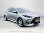 Toyota Yaris 1.5 Hybrid 115 Active | Stoel- + stuurverwarming | Parkeersensoren | Carplay | Licht metalen velgen |