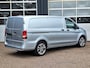 Mercedes-Benz eVito 112 L2 60 kWh | Achteruitrijcamera | Dodehoekassistentie | Stoelverwarming Bestuurdersstoel | Tweezits Bijrijdersbank | Spoorassistent