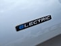 Mercedes-Benz eVito 112 L2 60 kWh | Achteruitrijcamera | Dodehoekassistentie | Stoelverwarming Bestuurdersstoel | Tweezits Bijrijdersbank | Spoorassistent
