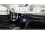Mercedes-Benz C-klasse 300 AMG Line | Night | Trekhaak | Stoelverwarming | Digital Light | Achteruitrijcamera |