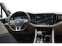 Volkswagen Touareg 3.0 TDI 286 PK R-Line, Luchtvering, Trekhaak, Panoramadak, Adap. Cruise Control