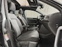 Volkswagen T-Roc 1.5 TSI R-Line Business+ - PANORAMADAK - AUTOMAAT - IQ - CARPLAY - GROOT SCHERM - VIRTUAL COCKPIT - MASSAGE STOEL - TREKHAAK