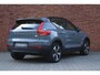 Volvo XC40 Recharge Core 70 kWh | Stoel-/ stuurwielverwarming | All-season banden | Achteruitrijcamera | Parkeersensoren voor + achter | Draadloos telefoon opladen | Apple carplay/ Android auto | 19 inch. lichtmetalen velgen | Adaptieve cruise control | Dak in contrasterende kleur