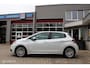 Peugeot 208 1.2 PureTech Blue Lease Allure, Apple Carplay/Android Auto, Parkeersensor achter, Isofix.