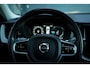 Volvo XC60 2.0 T6 Plug-in hybrid AWD Inscription / Pano / Stoelverwarming-ventilatie-massage / Trekhaak / Riem vervangen