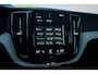 Volvo XC60 2.0 T6 Plug-in hybrid AWD Inscription / Pano / Stoelverwarming-ventilatie-massage / Trekhaak / Riem vervangen