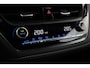 Toyota Corolla Touring Sports 1.8 Hybrid Dynamic | Apple Carplay / Android Auto | Stoelverwarming | Adaptive Cruise | Keyless | Clima | Camera | 17 inch