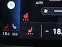 Volkswagen ID.4 Pro Business 77 kWh 204PK Aut. SOH 95,39%, Head-Up Display, Matrix LED-Verlichting, Keyless, 360gr. Camera, 20" LM Velgen, Voorruitverwarming, Stoel-Stuurverwarming, Side Assist, Elektr. Achterklep