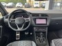 Volkswagen Tiguan 1.4 TSI DSG eHybrid 245pk R-Line Business / Panorama dak / IQ-Led / Zwenkbare trekhaak / 20'' LMV