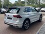 Volkswagen Tiguan 1.4 TSI DSG eHybrid 245pk R-Line Business / Panorama dak / IQ-Led / Zwenkbare trekhaak / 20'' LMV