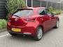 Mazda 2 Luxury 1.5 Skyactiv-G 90PK Navigatie, Achteruitrijcamera, Keyless, Head-Up Display, Stoel & Stuurwielverwarming, Apple Carplay, Android Auto
