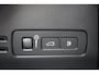 Volvo XC40 T5 Recharge Ultimate Bright | Stoelverwarming | Trekhaak | 360° Camera | Panoramadak | BLIS | Pilot Assist | Keyless