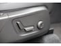 Volvo XC40 T5 Recharge Ultimate Bright | Stoelverwarming | Trekhaak | 360° Camera | Panoramadak | BLIS | Pilot Assist | Keyless